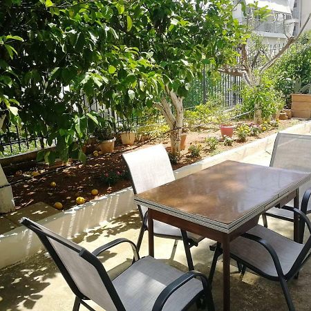Lemontree Apartment Atena Exterior foto