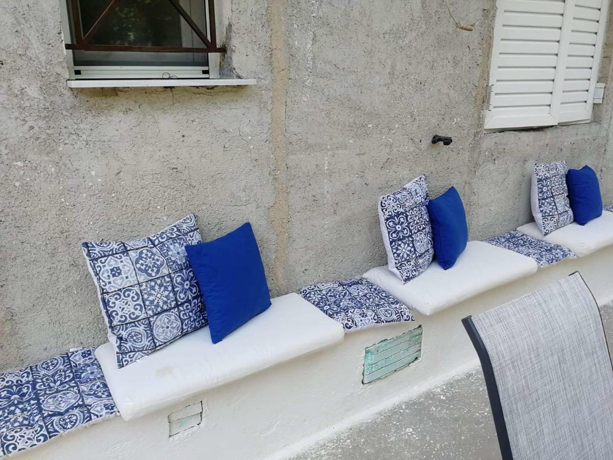 Lemontree Apartment Atena Exterior foto